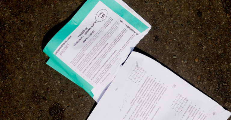 ¿Se vulnera la igualdad de derechos? Estudiantes secundarios exigen repetición de la PSU