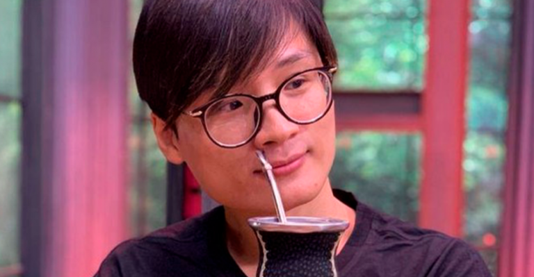 Yuhui impacta en redes sociales con divertido vídeo de fallida anécdota amorosa