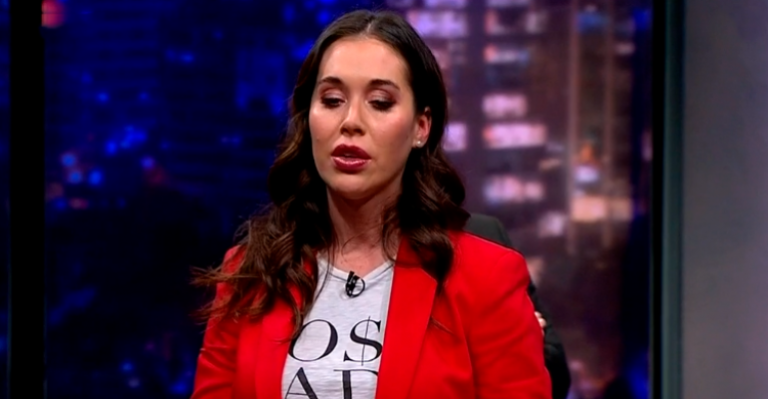 Vale Roth se quebró al hablar de nula relación con sus padres: 