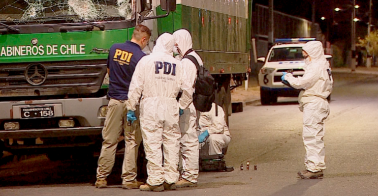 Impactante video registró momento en que carabinero atropelló a hincha de Colo Colo