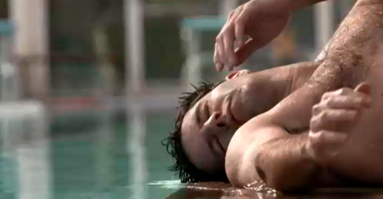 Próximo capítulo: Renzo cae inconsciente a la piscina tras discutir con Antonio