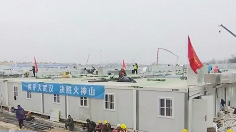 China termina en tiempo récord hospital para atender a contagiados de coronavirus