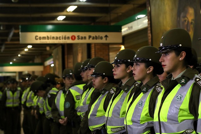 Carabineros anuncia que retirará comisaría ubicada en estación de Metro Baquedano