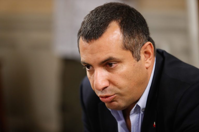 Gustavo Hasbún presenta querella contra Bruno Fulgeri, el contratista que lo denunció por presuntas coimas en el MOP