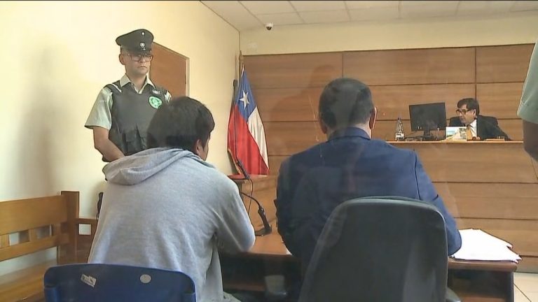 Intendencia de Valparaíso presenta querella por agresión a seremi de gobierno