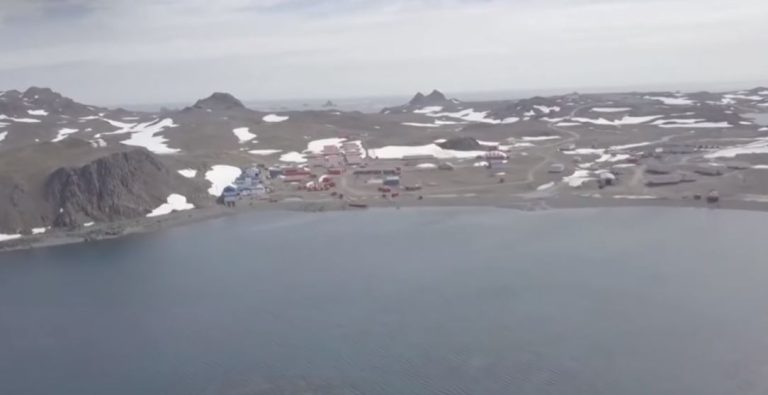 Imágenes revelan el desolador panorama en la Antártica por la falta de nieve