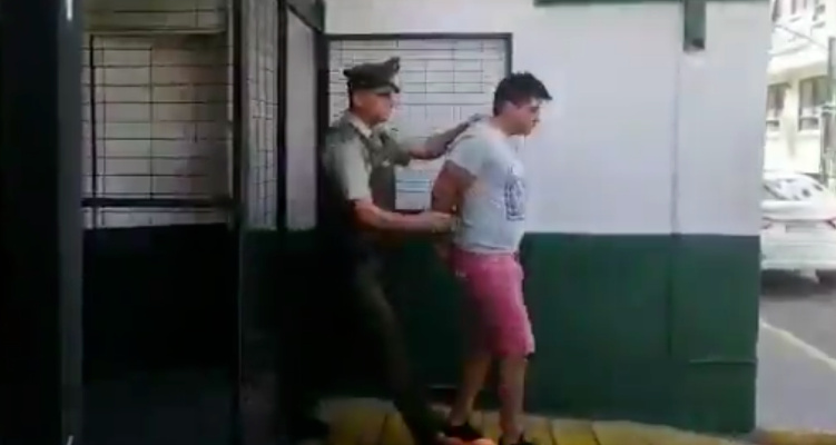 Descubierto jactándose del delito: Detienen a hombre por abusar de menor de edad