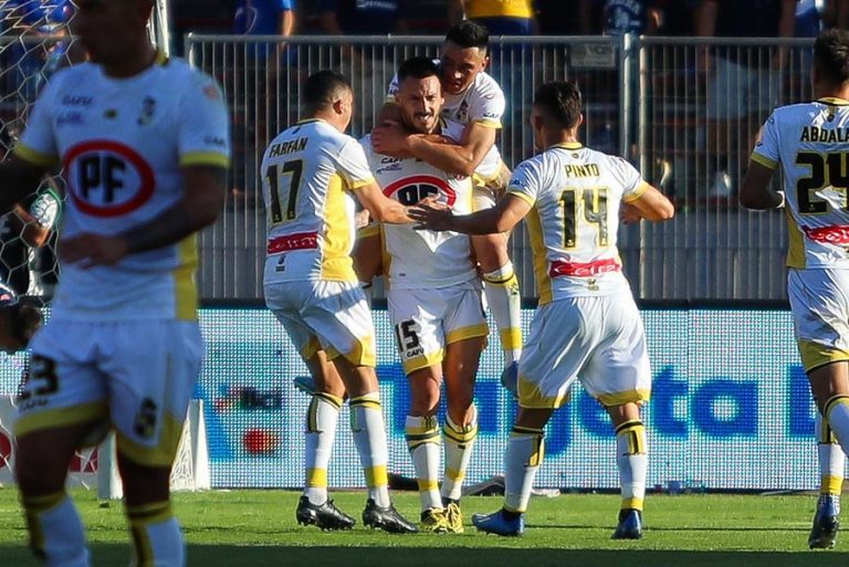 Pinilla cortó la racha de Universidad de Chile en el Campeonato Nacional