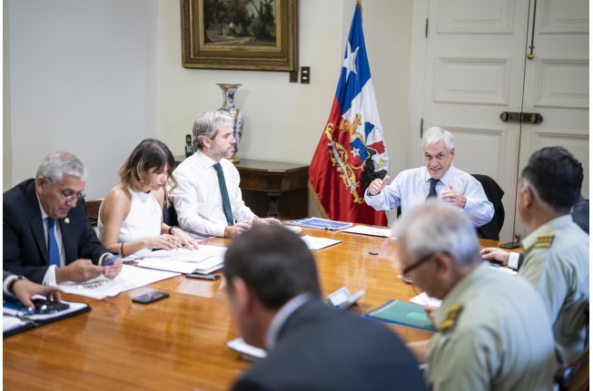 Piñera encabezó una serie de reuniones para coordinar temas de orden público y seguridad para marzo