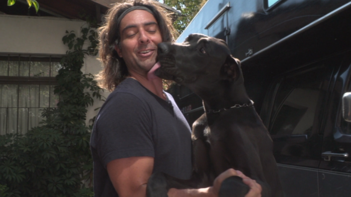 Una casa rodante y un perro gigante: Cristián Riquelme sorprendió con un inolvidable tour en su hogar