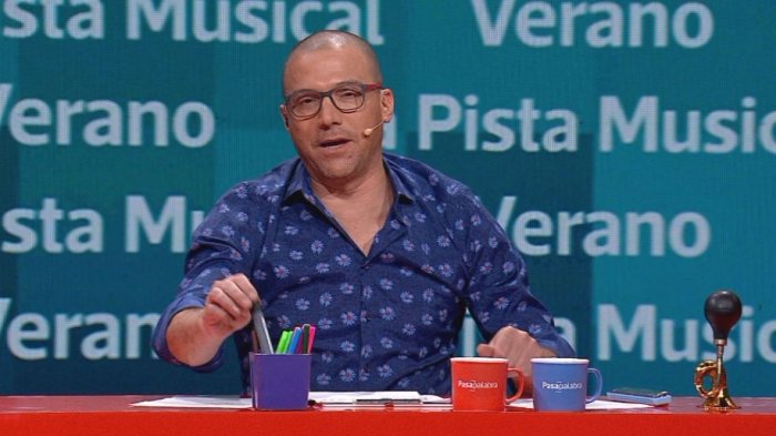 ¡Pero cómo! A Julián se le salió el nombre de la canción en Pasapalabra