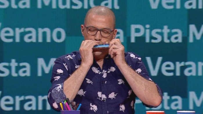 Matías Vega logró adivinar canción de la Pista Musical gracias a la armónica de Julián