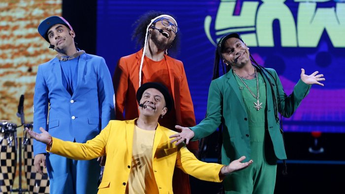 “Hasta que la dignidad sea costumbre”: Así comenzó el show de Fusión Humor en Viña 2020