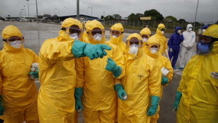 China anuncia protocolo que prohíbe enterrar a los muertos por coronavirus