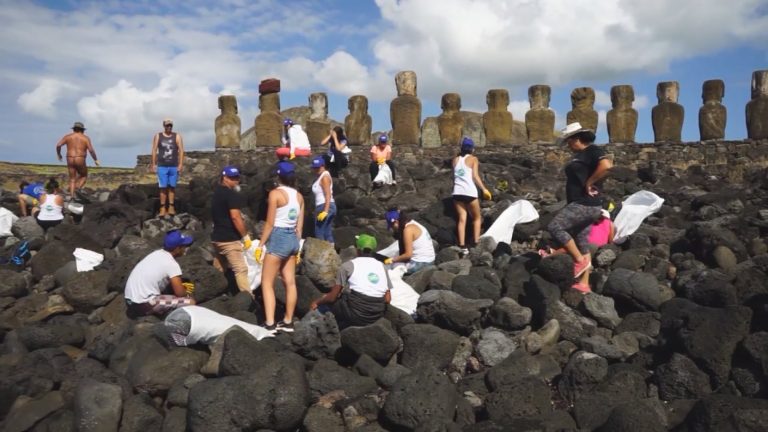 Mil kilos de basura fueron recolectados en Rapa Nui