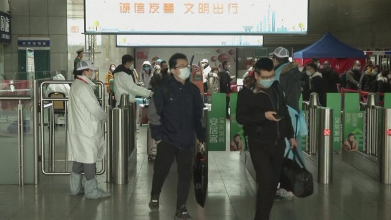 Coronavirus sigue en alza: Ya van más de 1.300 muertos y 60 mil contagiados