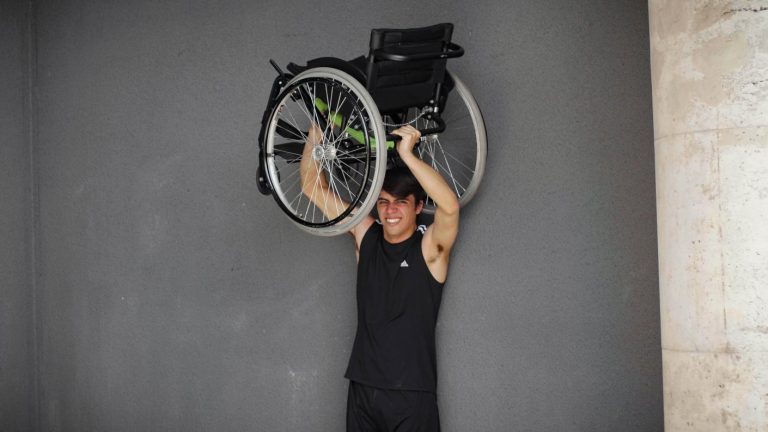 Investigadores chilenos crearon inédito sistema de recuperación para pacientes con daño neurológico