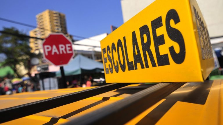 ¿Buscas furgón escolar? Consulta aquí el registro de personas que no pueden trabajar con niños