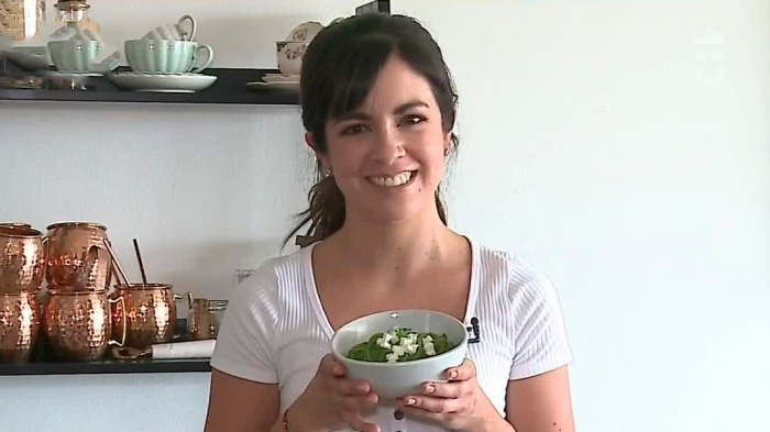 Tu receta, tu historia: La bloguera Lorena Salinas enseñó a preparar una deliciosa pasta con salsa verde