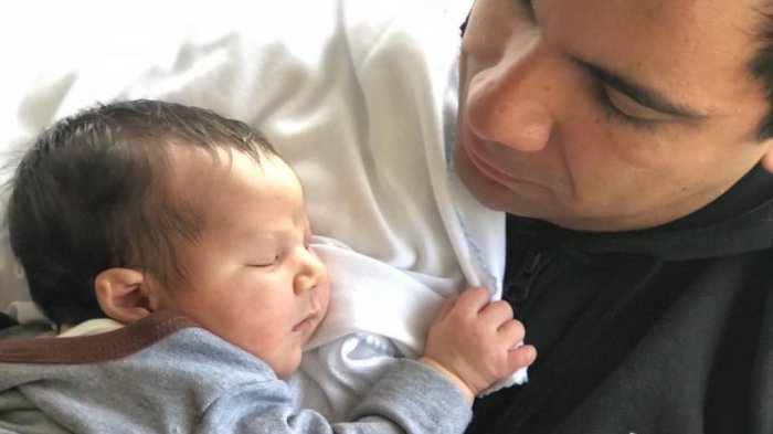 Juan Pablo Queraltó compartió tierno momento junto a su pequeño hijo Amador