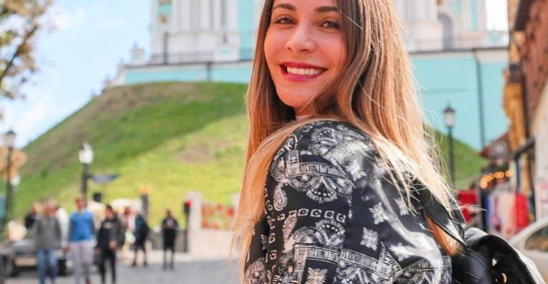 Chilenos por el mundo: Dani Urrizola nos presentó la historia de Gabriel en Kiev