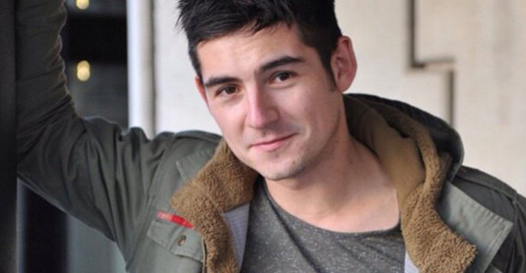 Claudio Castellón sacó suspiros con hermosa fotografía de su pequeña hija