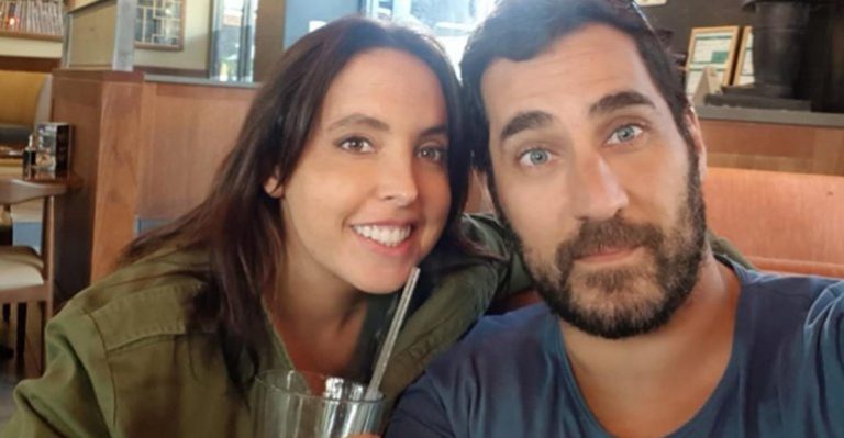 “Nos dimos un beso a los 11”: Esta es la historia de amor de Chiqui Aguayo y su esposo