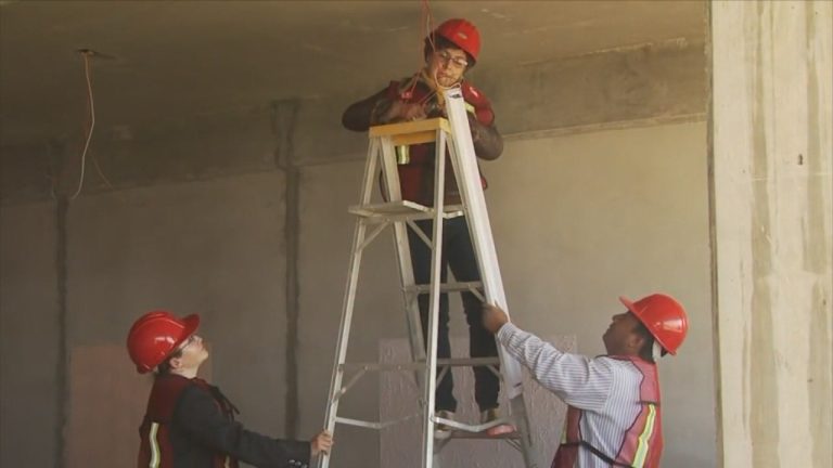 Las brechas de género que faltan por cerrar: Los avances y retrocesos para la mujer en Chile