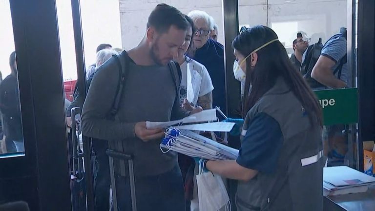 La cocaína no puede protegerte del coronavirus: 12 datos sobre el Covid-19 que son falsos