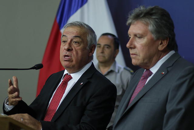 Confirman 13 casos de coronavirus en Chile: Minsal establece colaboración con las FF.AA.