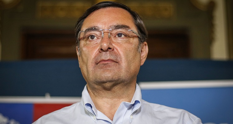 Ley Antibarricadas: Intendencia de la RM se querella contra adulto mayor agredido por Carabineros