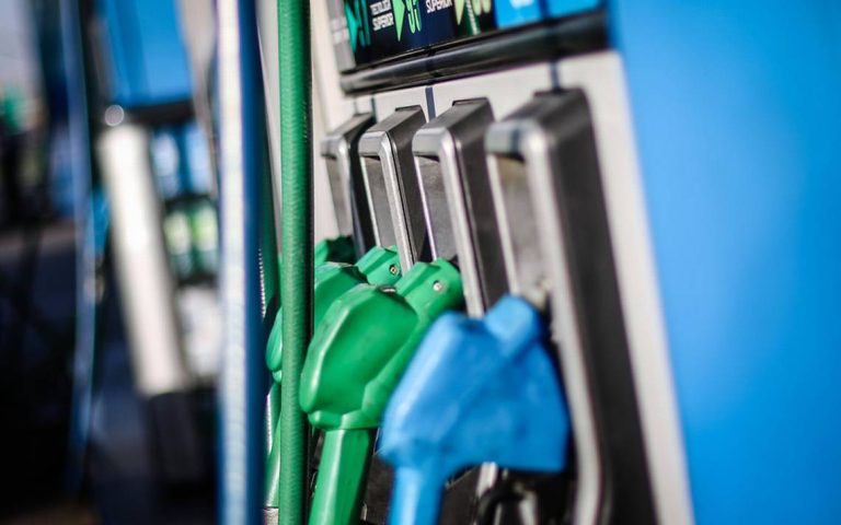 ENAP informa que los precios de los combustibles bajarán este jueves