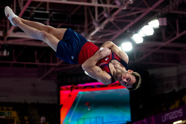 Coronavirus deja sin final a Tomás González en Bakú: Gimnasta acusa lento actuar de la federación