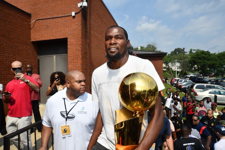 NBA: Confirman que Kevin Durant y otros jugadores de Brooklyn Nets tienen coronavirus