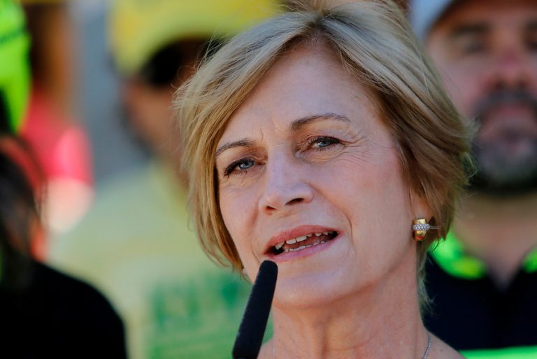 Matthei analiza el cierre de todos los restaurantes en Providencia: “Lo ideal es que sea a nivel nacional”