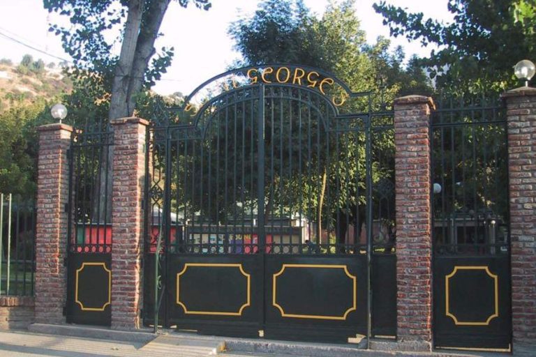 Saint George’s acusa a Mañalich de un 