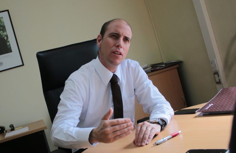 Intendente de Ñuble inicia cuarentena preventa por contacto con contagiado