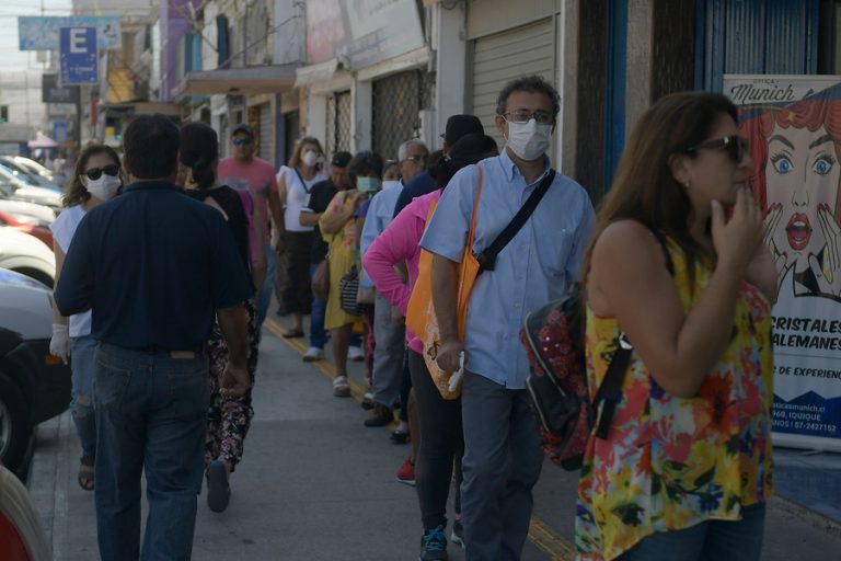 Fonasa anuncia horarios reducidos de sucursales y atención online