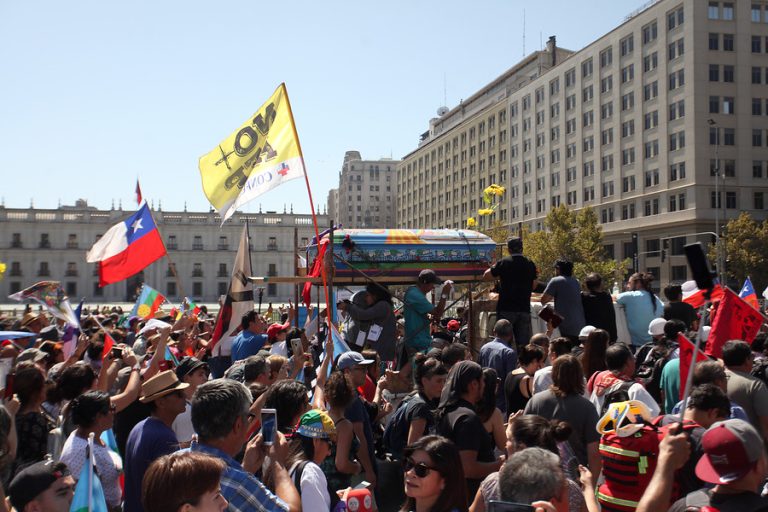 Comunidad La Minga confirma que asistente a la despedida de Mariano Puga tiene COVID-19