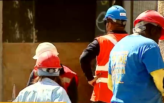 “Creen que somos inmunes”: Trabajadores de la construcción piden protección frente a amenaza del coronavirus