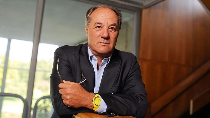 Presidente de la CPC dice que si se paraliza todo, Chile pasa a ser el país más pobre de la región