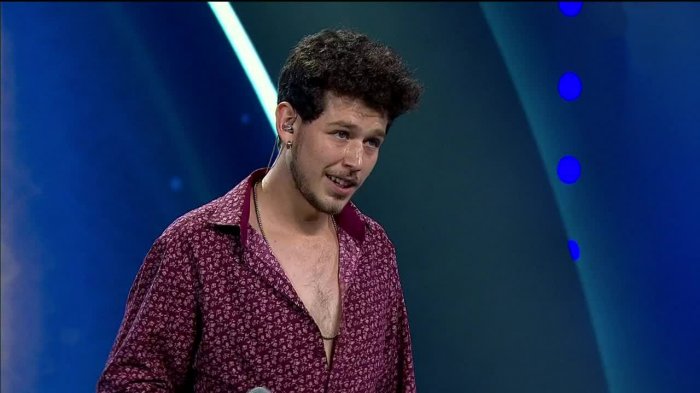 Sebastián Yatra lo da todo en el escenario de Yo Soy para quedarse en el programa