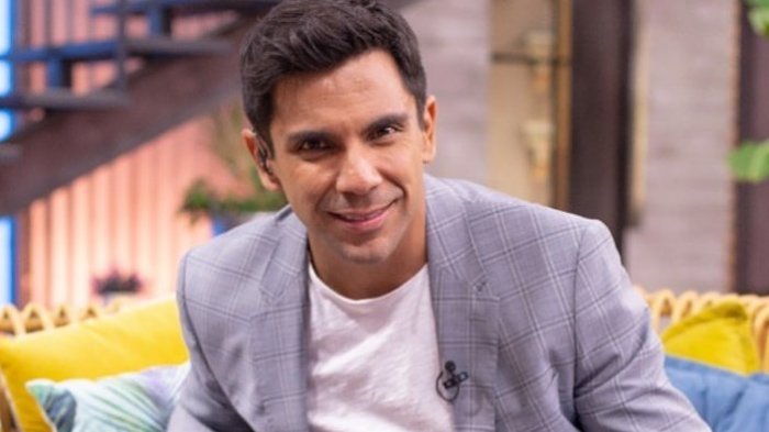 Juan Pablo dedicó emotivo mensaje a las mujeres por 8M