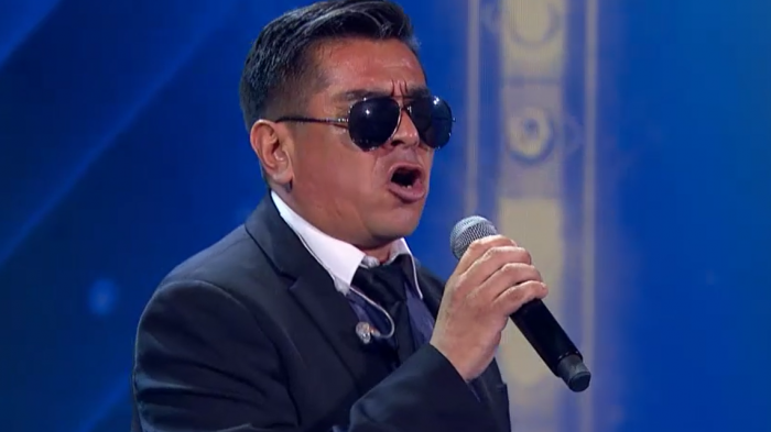 Imitador de Luis Miguel no pudo terminar su presentación