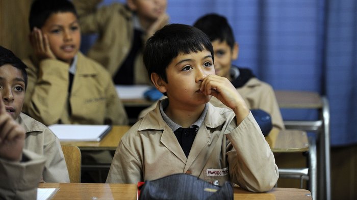 Mineduc actualizó protocolo por Coronavirus: Suspenderá clases a partir de dos casos por colegio