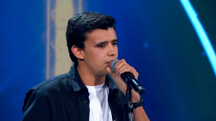 Álex Ubago se presentó con una versión mejorada de Álex Ubago