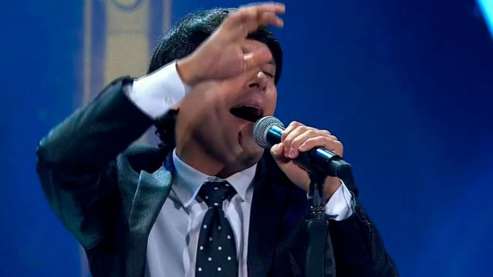 Raphael sorprendió con extraordinaria imitación del cantante español