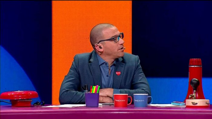 ¿Amigos? Julián recuerda momento épico con Daniela Romo en Pasapalabra