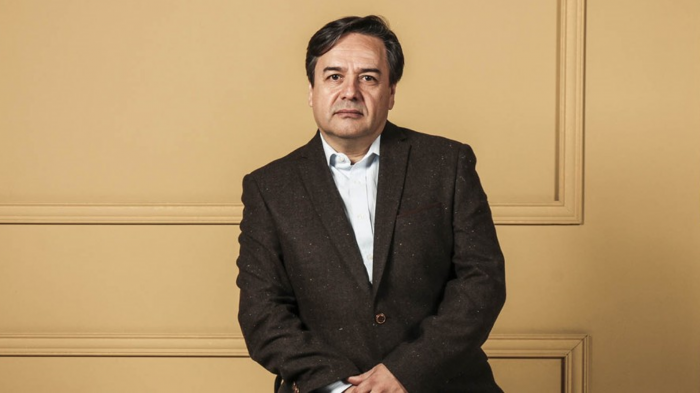 Este es el living de mi hijo: La impresionante casa de Claudio Arrendondo en Pirque