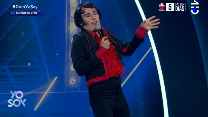 Mucho movimiento poca voz: Así fue la presentación de Sandro